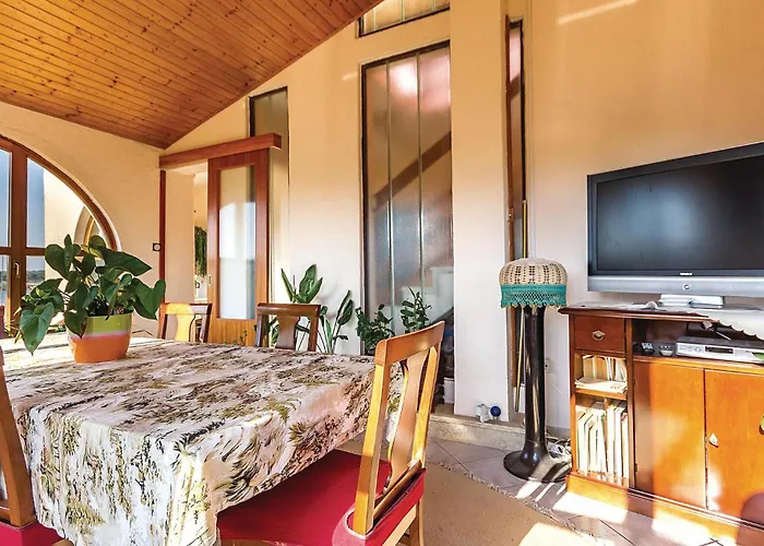 아파트 Pomer Cr *