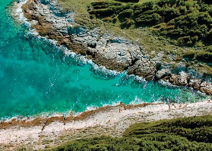 Pomer Cr 아파트 풀라